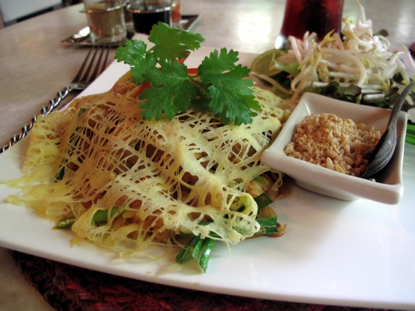 Pad Thai at a Bangkok vegetarian restaurant