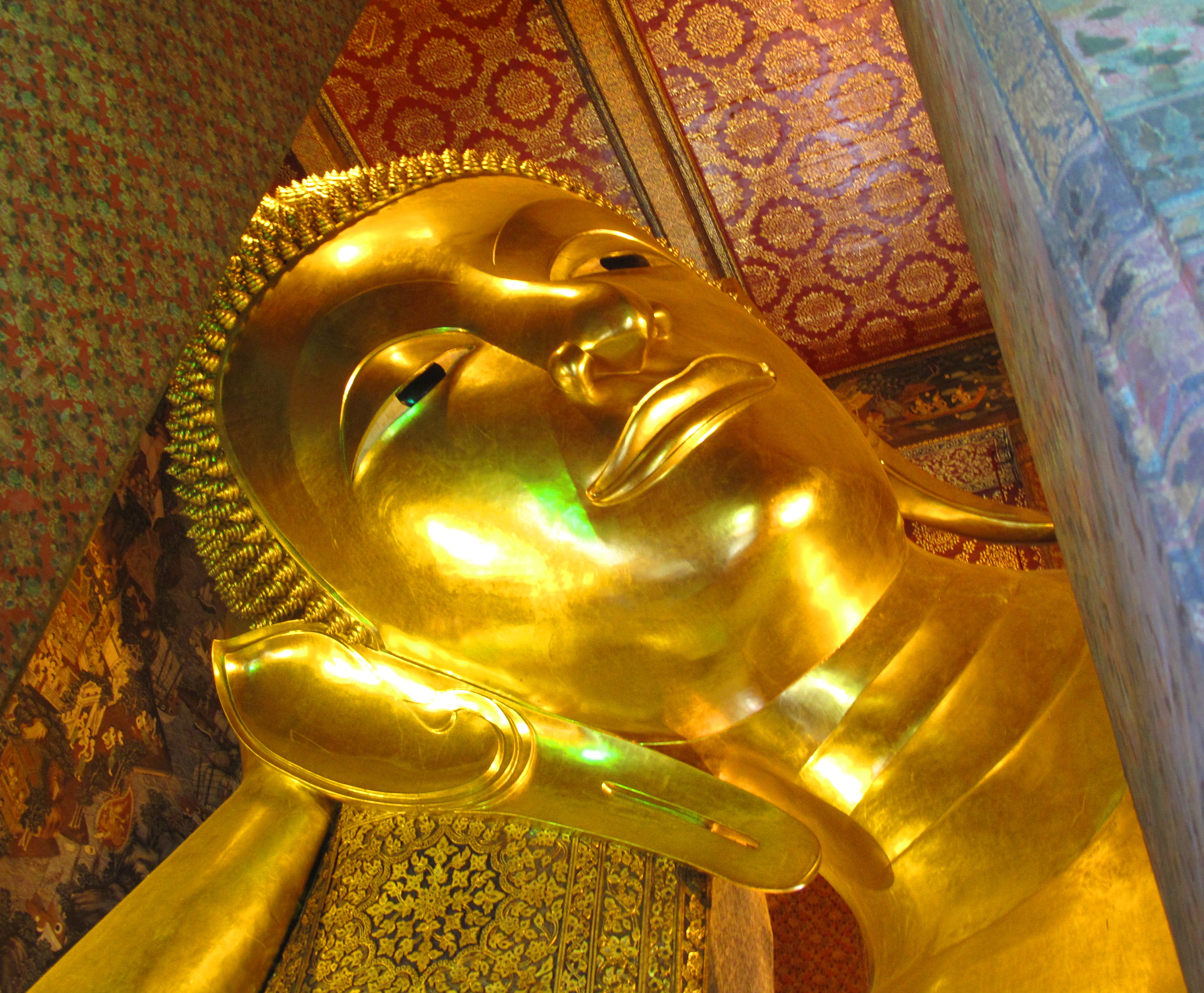 The face of the Reclining Buddha