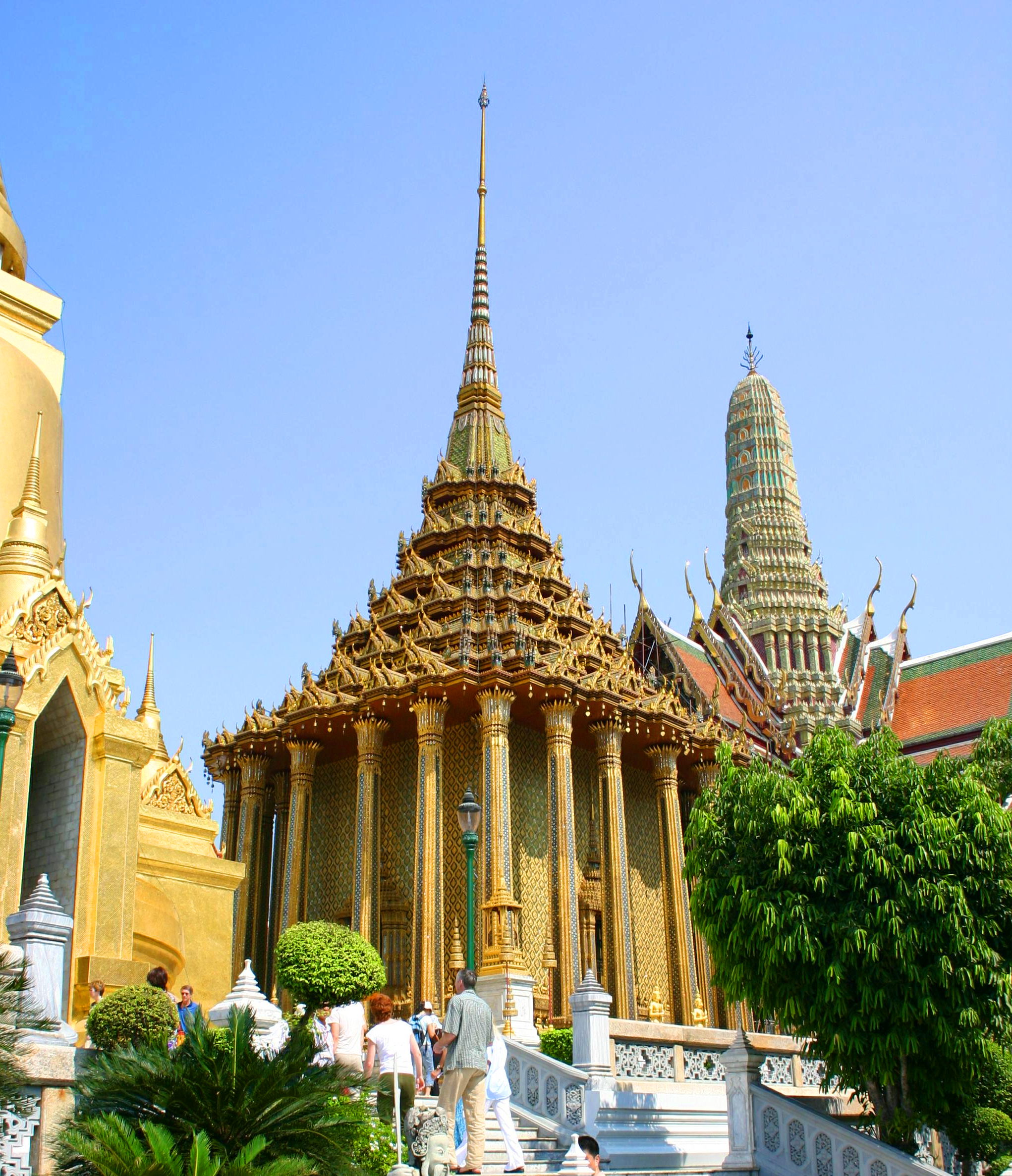 Phra Mondop